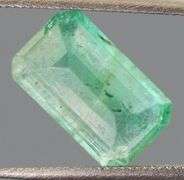 Excellent color! 1.97ct vivid green Zambian Emerald