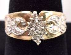 Exquisite 10K Yellow Gold Diamond Ring