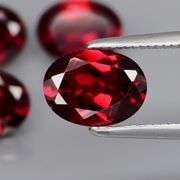 Set of 4 top red VS Garnets weighing 5.94 carats