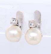 Vintage white gold 8mm fresh water pearl earrings