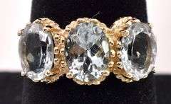 Wonderful 10K Yellow Gold Aquamarine Gemstone Ring