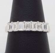 Elegant 1.00ctw Diamond Anniversary Band