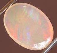 Captivating 3.19ct fiery flashing Welo Opal