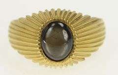 18K Yellow Gold 1960's Grey Cat's Eye Grooved Retro Ring