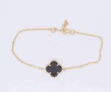 14Kt Yellow gold black onyx clover bracelet