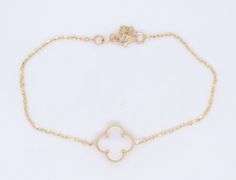 14kt Yellow gold mother of pearl clover bracelet