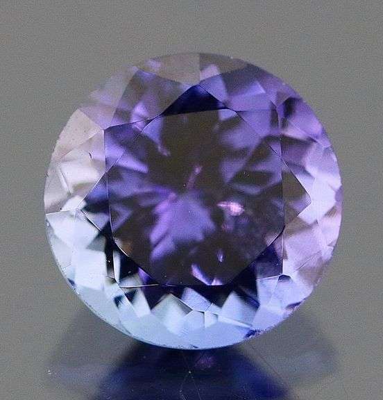 Glittering 1.15ct blue violet Tanzanite solitaire