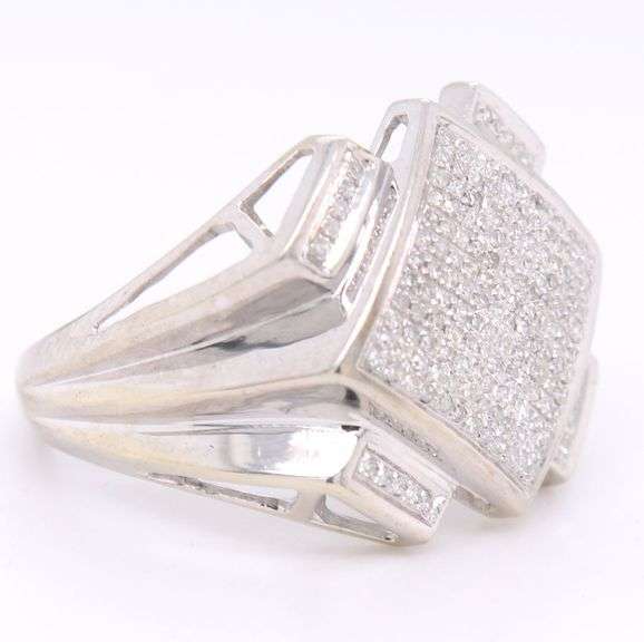 Men's Criss cross diamond ring in white gold