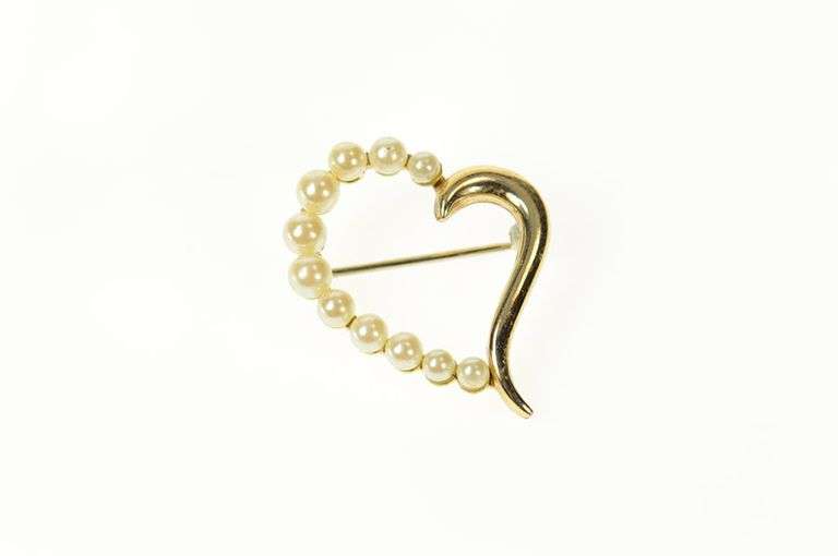 Gold Plated Pearl Classic Heart Love Symbol Pin/Brooch
