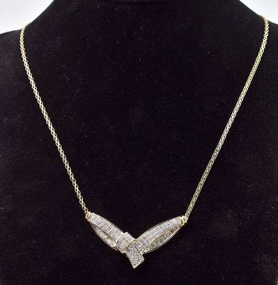 Incomparable 10K Yellow Gold Diamond Pendant Necklace