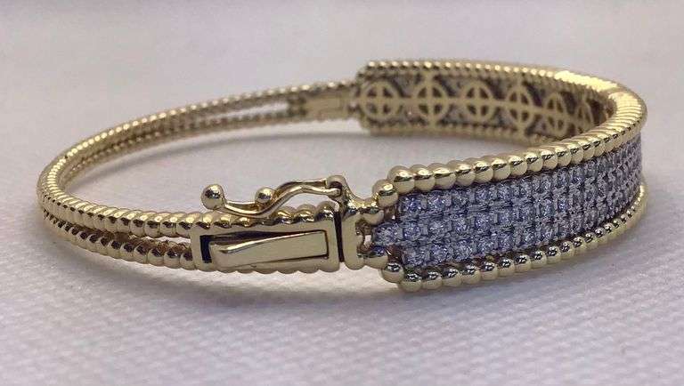 GORGEOUS VINTAGE STYLE 14K YELLOW GOLD DIAMOND BANGLE BRACELET