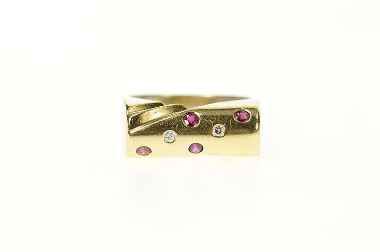 14K Yellow Gold Flush Ruby Diamond Curved Squared Statement Ring