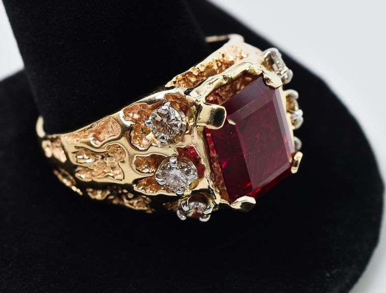 Handsome 14K Yellow Gold Sapphire and Diamond Men's Ring