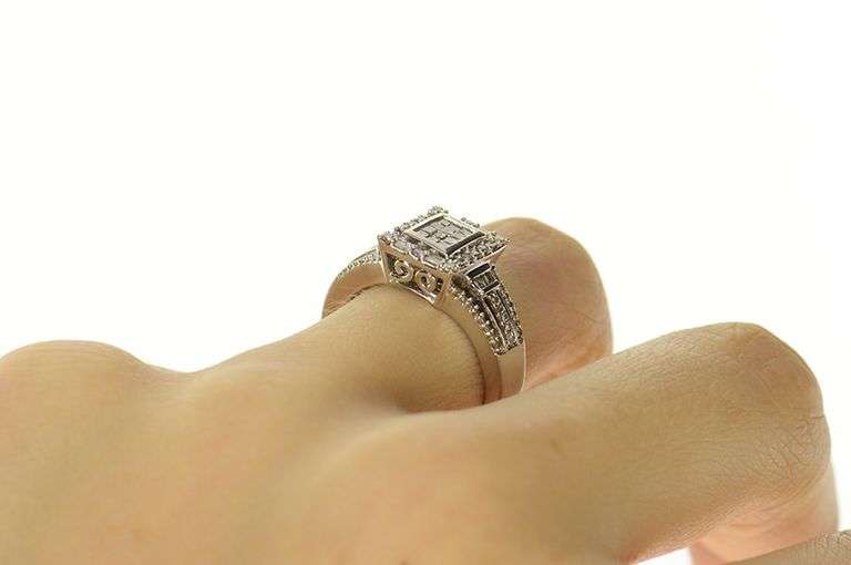 10K White Gold 0.52 Ctw Princess Diamond Squared Engagement Ring