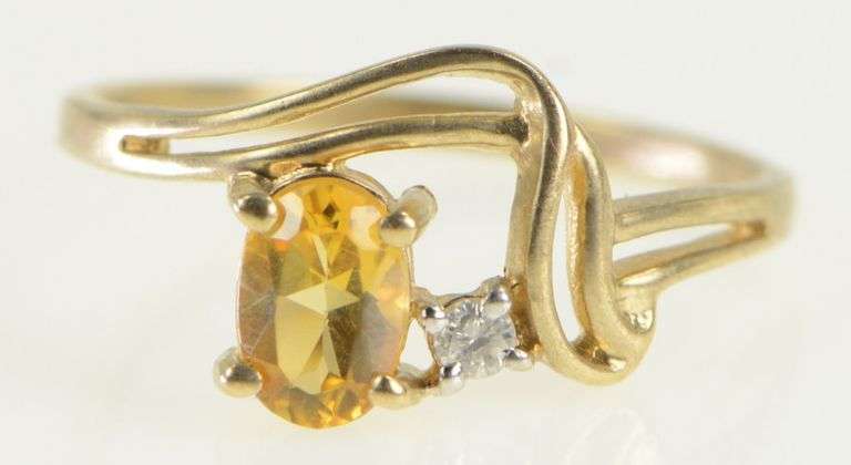 10K Yellow Gold Vintage Citrine Diamond Accent Wavy Ring
