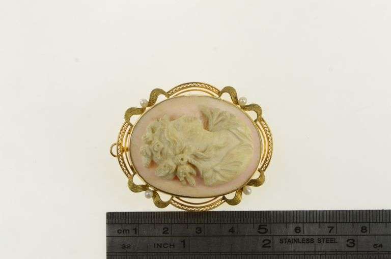 10K Yellow Gold Ornate Pearl Carved Coral Lady Cameo Pin/Brooch