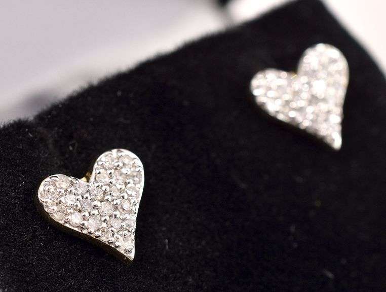 Romantic Approx. 0.33CTW Diamond Heart Earrings in 14K Yellow Gold
