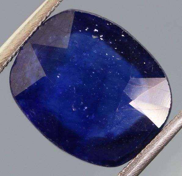 Great 6.05ct ink blue Sapphire