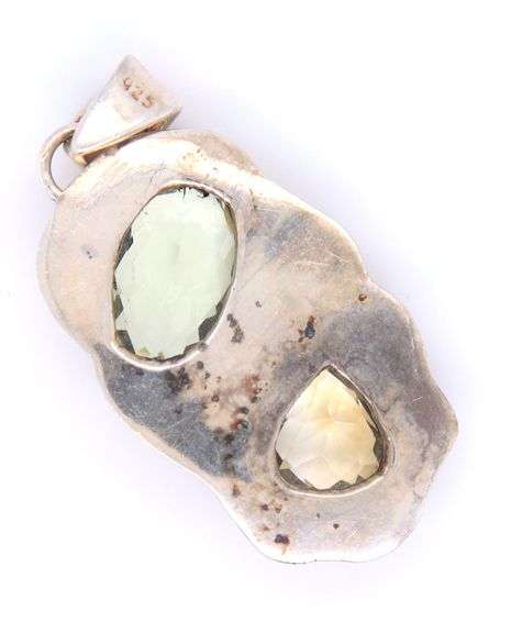 Vintage 925 sterling silver gemstone pendant
