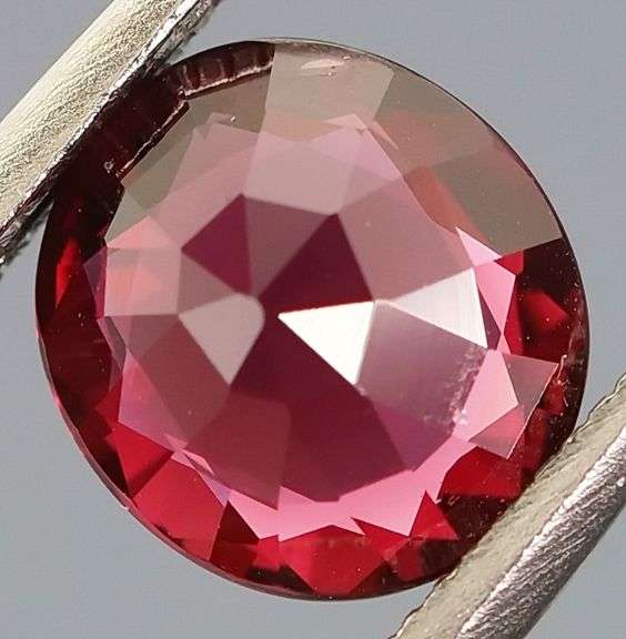 Excellent 1.15ct untreated pinkish red Spinel