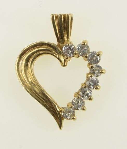 10K Yellow Gold Vintage Heart Simple CZ Love Symbol Pendant