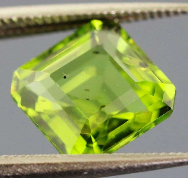 Gorgeous 2.93ct Burma green Peridot