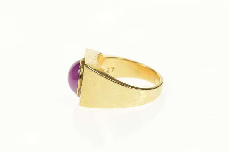 14K Yellow Gold 1960's Squared Syn. Star Ruby Statement Ring