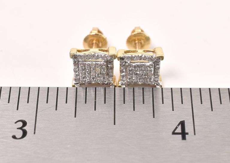 Darling Approx. 0.15CTW Diamond Cluster Square Earrings in 14K Yellow Gold