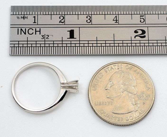 Sweet 18K WG Small Diamond Solitaire