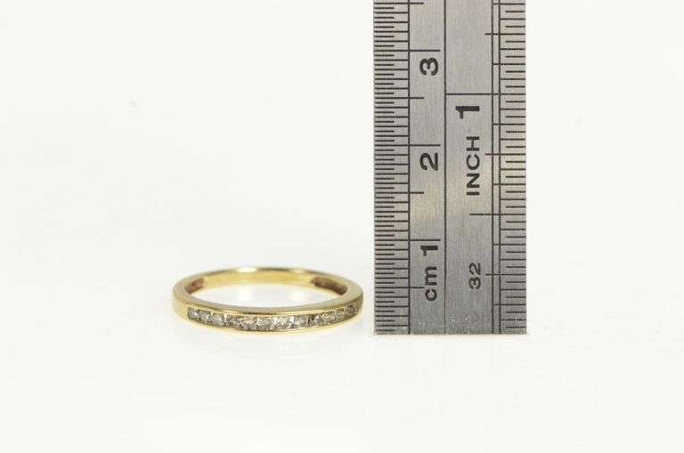 14K Yellow Gold Classic Diamond Wedding Band Ring