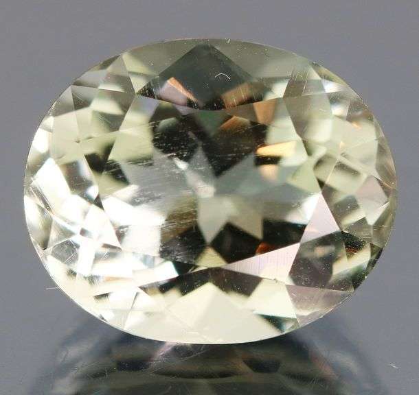 Extraordinary 5.67ct natural platinum green Amethyst