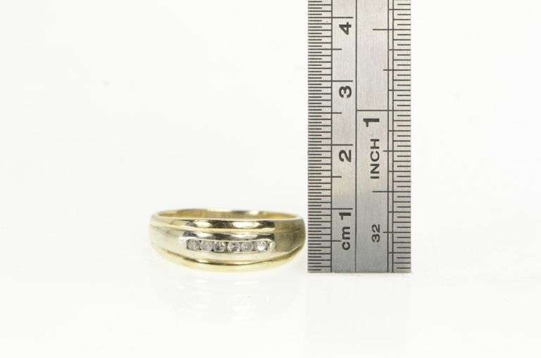 10K Yellow Gold Men's Vintage Classic Wedding Band Ring