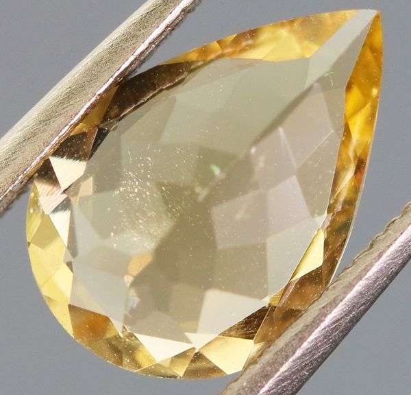 Vivid 1.34ct golden Heliodor Beryl