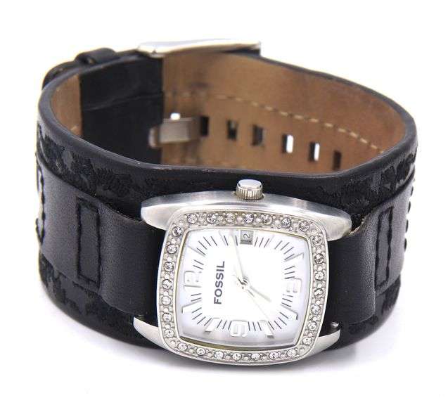 Fossil SQ quartz crystal bezel changeable strap watch with 3 extra straps
