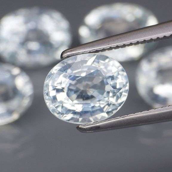 Gorgeous 6ct untreated platinum blue Aquamarine set