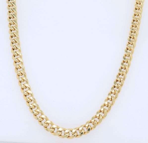Curb cuban chain necklace in 14kt yellow gold