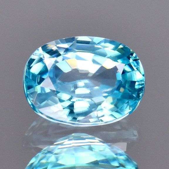 Glittering 1.46ct diamond luster blue Zircon