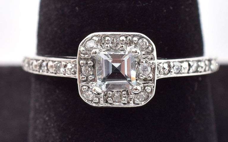 Sterling Silver Aquamarine and CZ Gemstone Ring