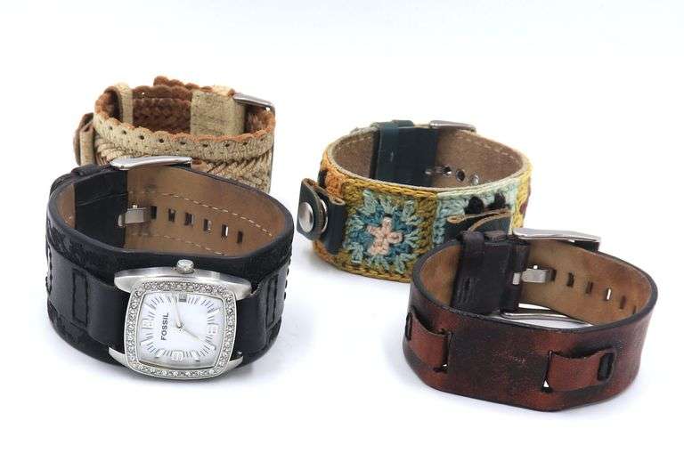 Fossil SQ quartz crystal bezel changeable strap watch with 3 extra straps