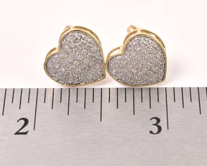 Opulent Approx. 0.33CTW Diamond Cluster Heart Earrings in 14K Yellow Gold