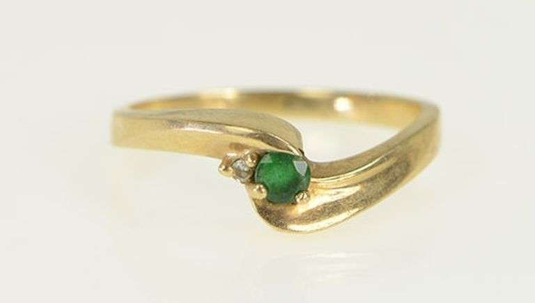 10K Yellow Gold Emerald Diamond Wavy Curvy Statement Ring
