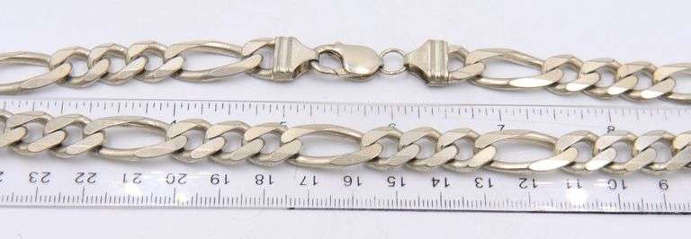 Italian Heavy Vintage 925 Sterling silver Figaro chain necklace