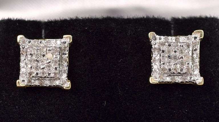 Darling Approx. 0.15CTW Diamond Cluster Square Earrings in 14K Yellow Gold