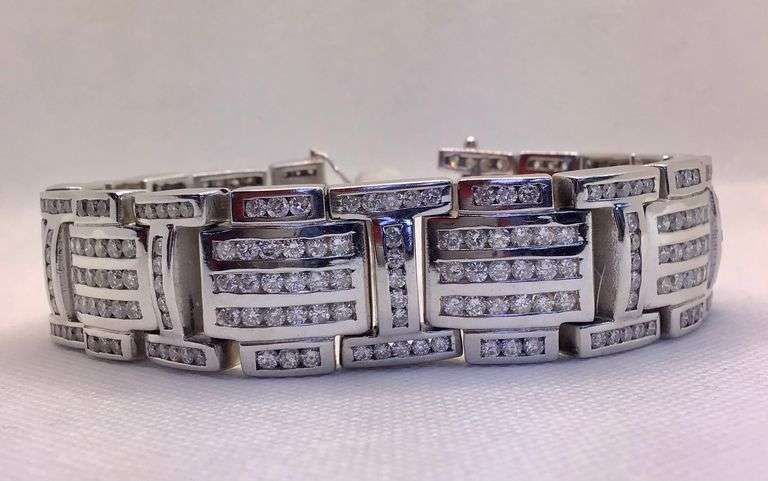STUNNING 14K ICY WHITE GOLD MEN’S DIAMOND BRACELET