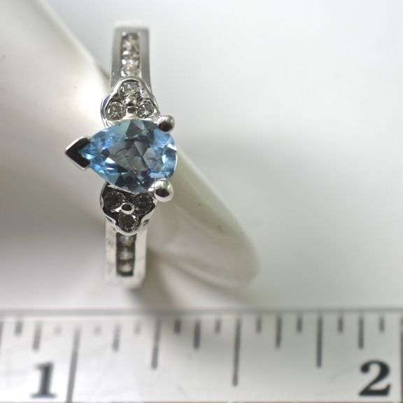 Pear-Shaped Aquamarine Ring in 14K White Gold