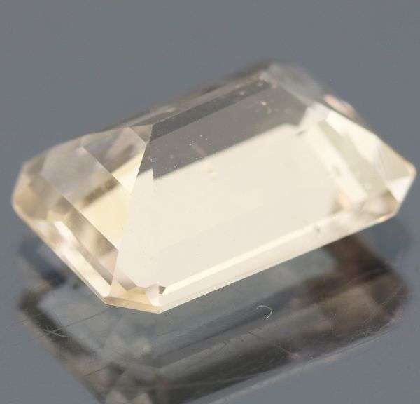 Marvelous 5.69ct Brazilian peach Morganite!