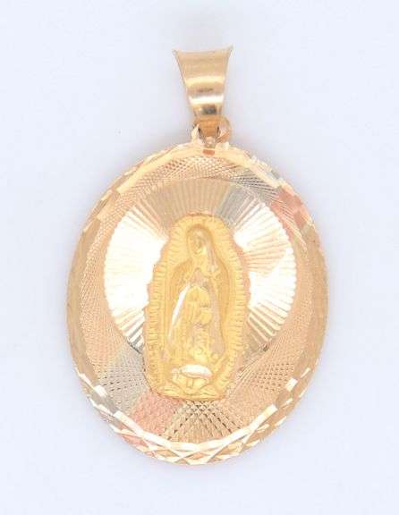 14kt Tri color gold reversible round divino child and virgin Mary holy mother pendant