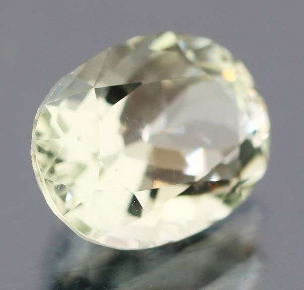 Fiery 3.88ct natural platinum green Amethyst