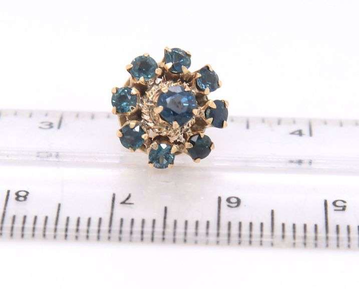 10kt Yellow gold blue sapphire flower stud earrings