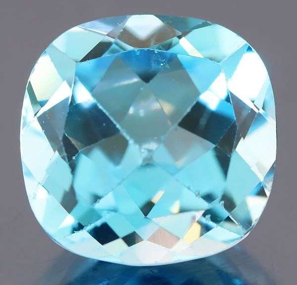 Awesome 15.77ct Swiss blue Topaz
